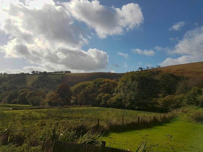 3 Bedroom Detached House To Rent In Blaenceinent, Rhydcymerau