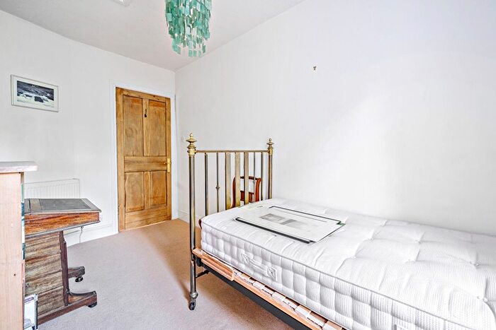2 Bedroom Flat To Rent In The Courtyard, Montpellier Street, Cheltenham, GL50