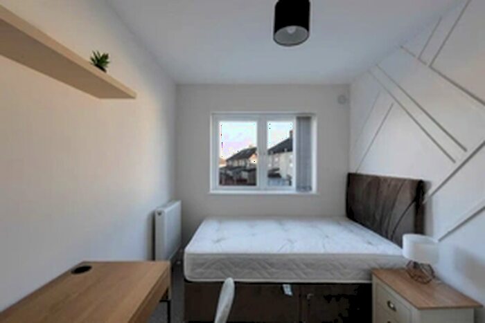 1 Bedroom House To Rent In Bonnington Walk, Bristol, BS7