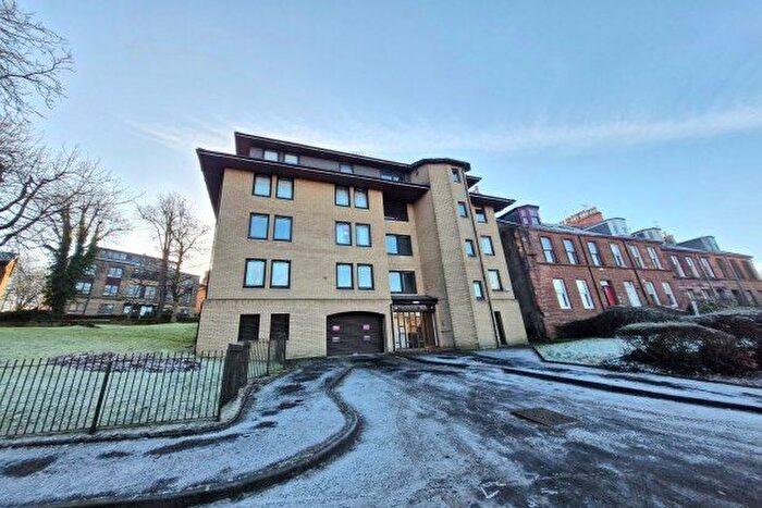 2 Bedroom Flat To Rent In Turnberry Road, Glasgow, G11