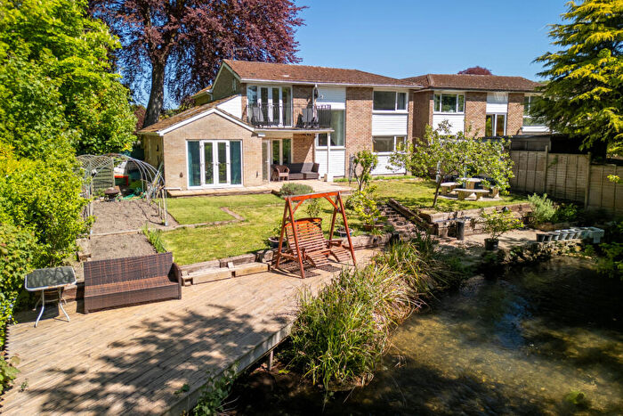 4 Bedroom Detached House For Sale In Wooburn Manor Park, Wooburn Green, High Wycombe, Buckinghamshire, HP10