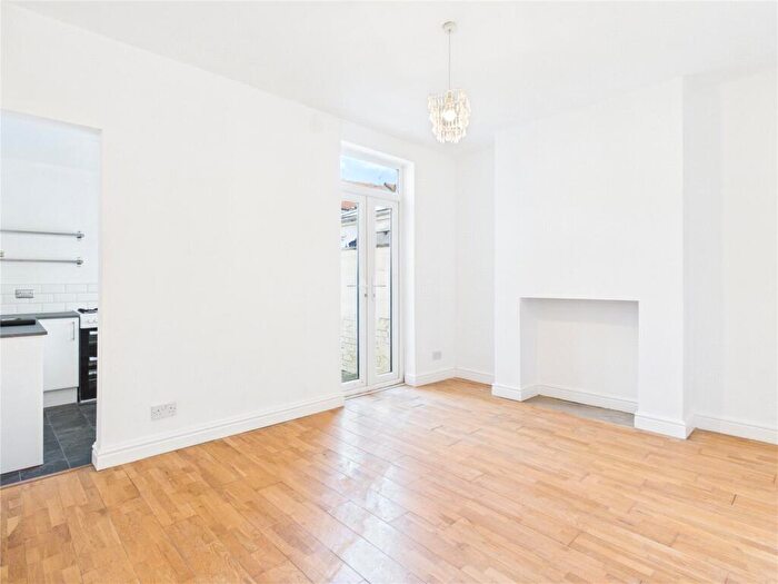 2 Bedroom Terraced House For Sale In Park Avenue, Bristol, BS3