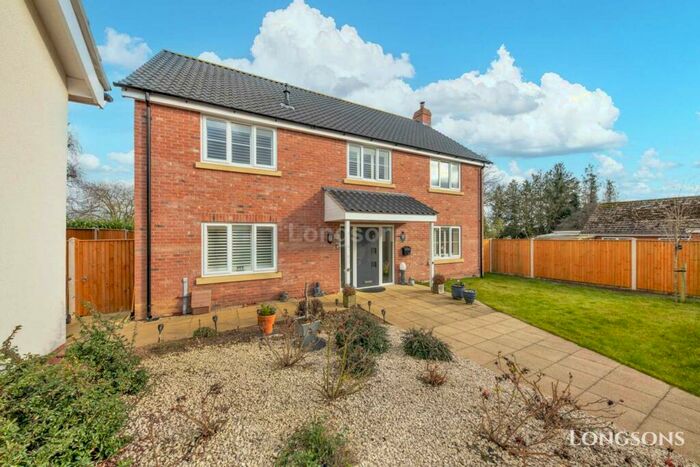 4 Bedroom Detached House For Sale In Treasure Grove, Necton, PE37