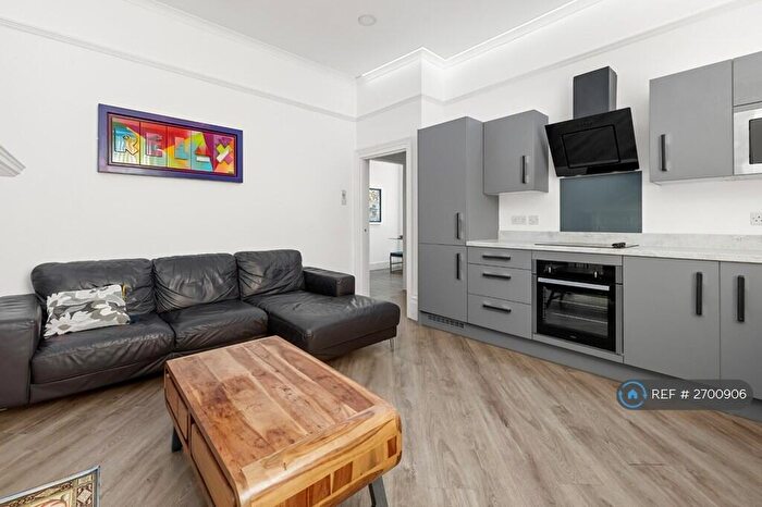 3 Bedroom Flat To Rent In North Road East, Plymouth, PL4