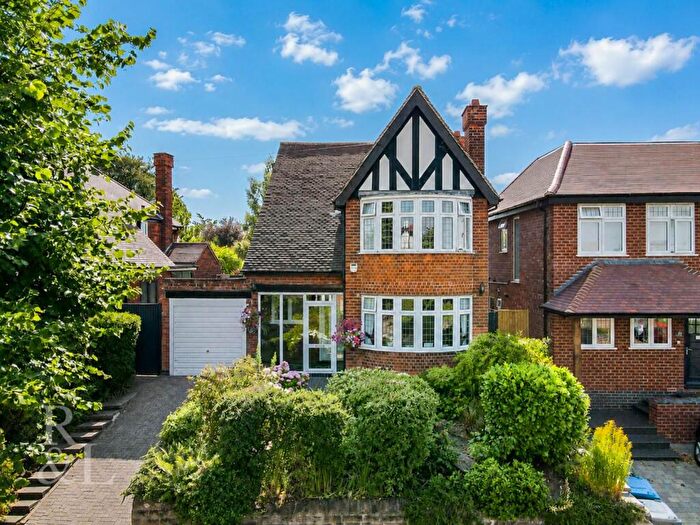 3 Bedroom Detached House For Sale In Dunster Road, West Bridgford, Nottingham, NG2