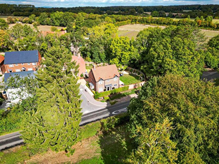 4 Bedroom Detached House For Sale In Chiltern Gardens, Woodcote, South Oxfordshire, RG8