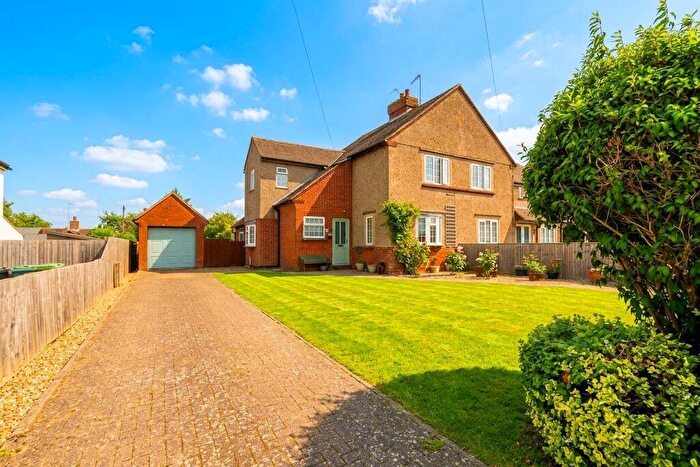 3 Bedroom Semi-Detached House For Sale In Chicheley Road, North Crawley, Newport Pagnell, MK16