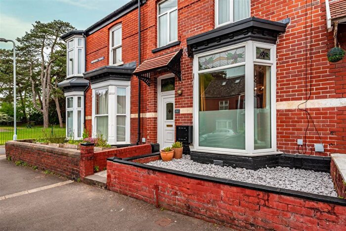 4 Bedroom Terraced House For Sale In Rhyddings Terrace, Brynmill, Swansea, SA2