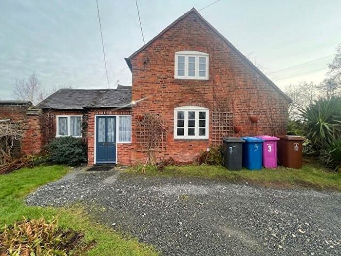 2 Bedroom House To Rent In Ashby Road, Tamworth, Staffordshire, B79