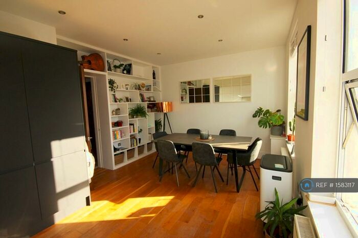 1 Bedroom Flat To Rent In Railton Road, London, SE24