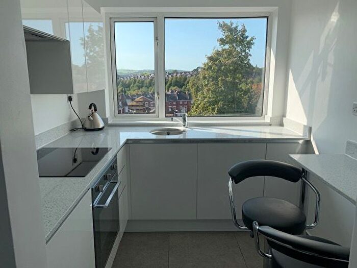 2 Bedroom Flat To Rent In Exeter, EX4