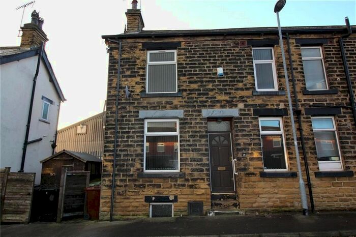 2 Bedroom End Of Terrace House To Rent In Nora Place, Bramley, LS13