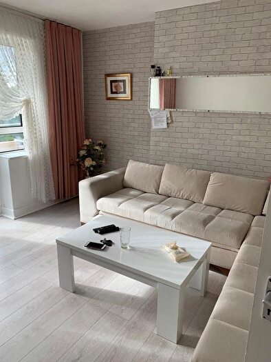 3 Bedroom Flat To Rent In Sussex Close, Sussex Way, London, N19