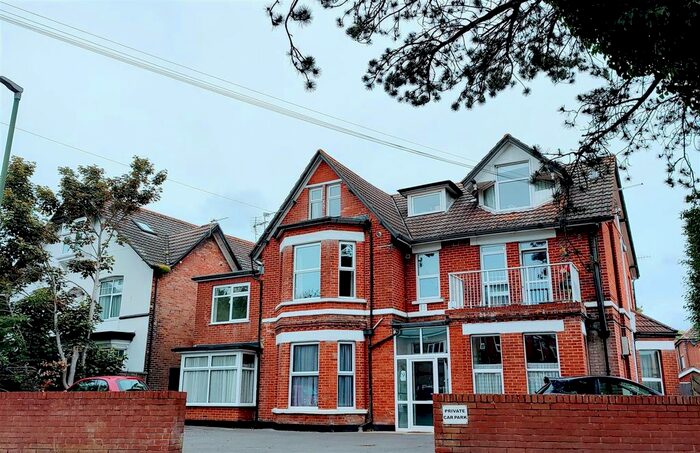 1 Bedroom Flat To Rent In Cecil Road, Boscombe, Bournemouth, BH5