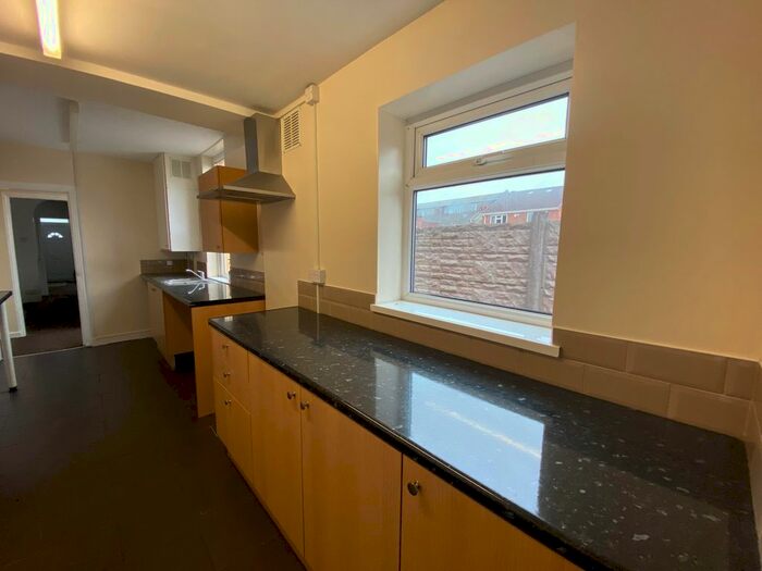 3 Bedroom Property To Rent In Salisbury Street, Darlaston, Wednesbury, WS10