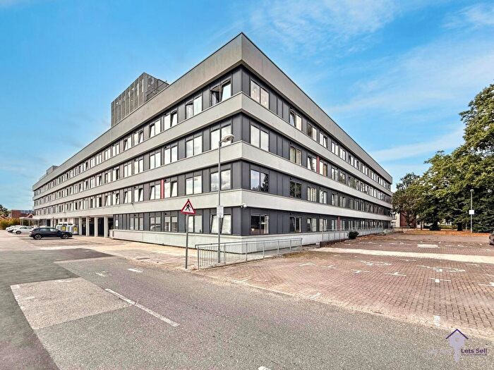 1 Bedroom Flat For Sale In Romsey Road, SO16