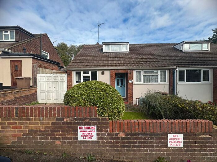 3 Bedroom Semi-Detached Bungalow To Rent In Saywell Road Luton, LU2