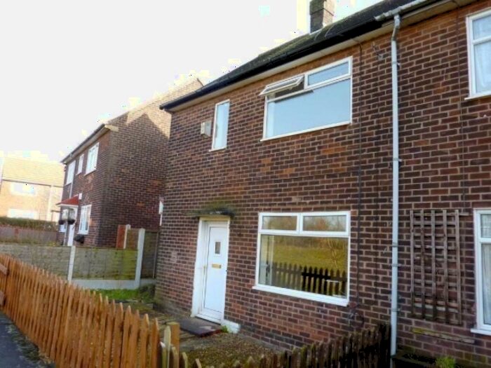 2 Bedroom Semi-Detached House To Rent In Grange Walk, Manchester, M24