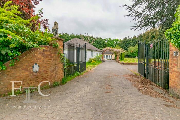 4 Bedroom Detached Bungalow For Sale In Sedge Green, Roydon, Essex, CM19