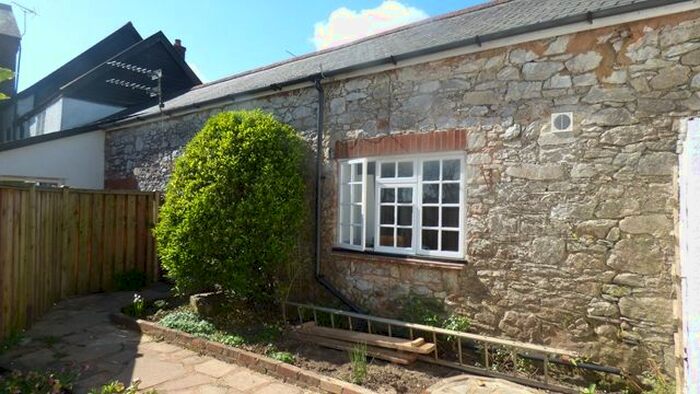 1 Bedroom Flat To Rent In Bridge Hill, Topsham, Exeter, EX3