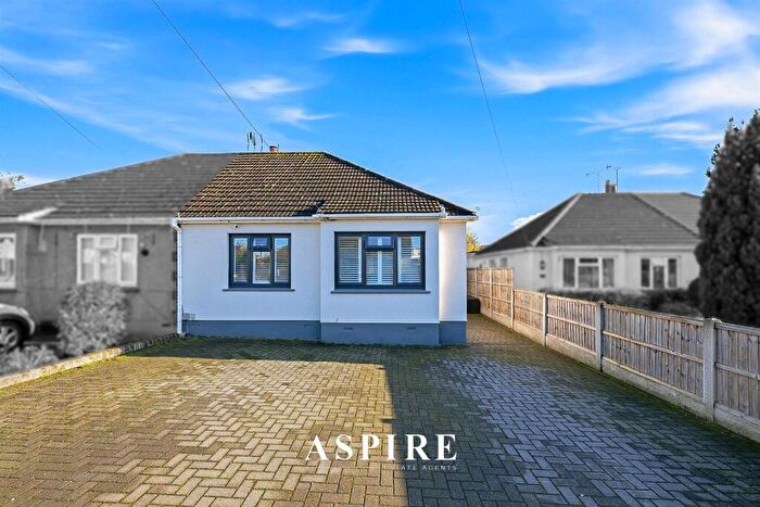 2 Bedroom Semi-Detached Bungalow For Sale In Video Presentation Inside - Downesway, South Benfleet, Benfleet, Essex, SS7