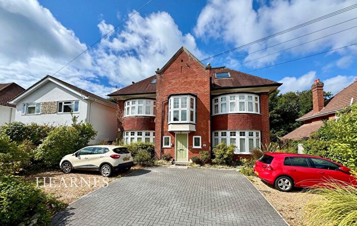 3 Bedroom Flat For Sale In Ravine Road, Portman Estate, Bournemouth, BH5
