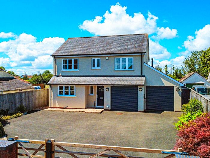 4 Bedroom Detached House For Sale In Greenway, Monkton Heathfield, Taunton, Somerset, TA2