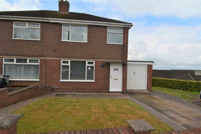 3 Bedroom House To Rent In Stonebank Road, Kidsgrove, Stoke-On-Trent, ST7