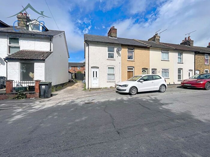 2 Bedroom Property To Rent In Birling Road, Snodland, ME6