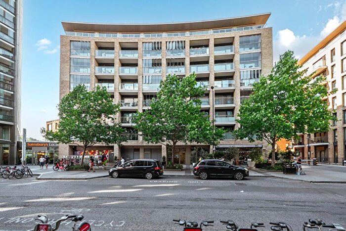 2 Bedroom Flat To Rent In Surrey Quays Road, London, SE16