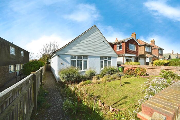 4 Bedroom Detached House For Sale In Central Avenue, Telscombe Cliffs, Peacehaven, BN10