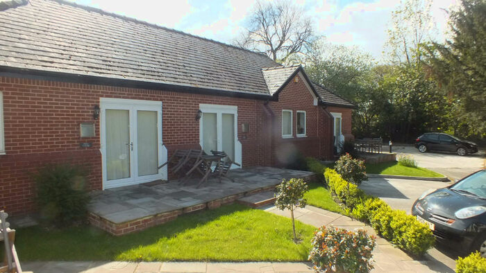 2 Bedroom Apartment To Rent In Newton Road, Leeds, LS7