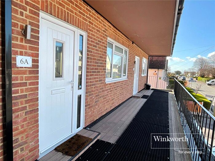 1 Bedroom Apartment To Rent In Highcliffe Corner, - Lymington Road, Christchurch, Dorset, BH23