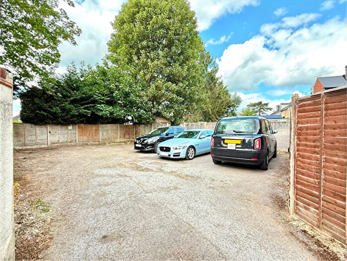 2 Bedroom End Of Terrace House To Rent In Ongar Road, Brentwood, CM15