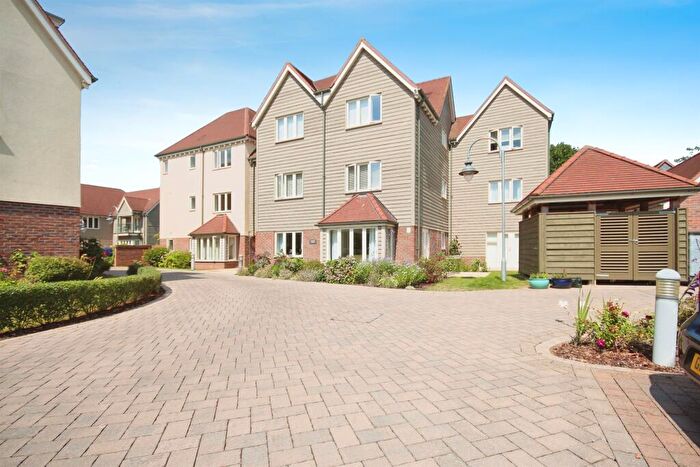 1 Bedroom Flat For Sale In Merlin Way, Warwick, CV34