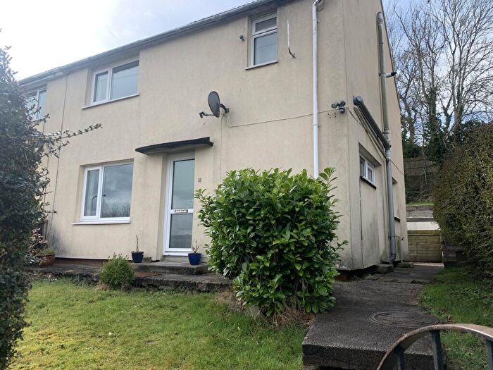 3 Bedroom Semi-Detached House To Rent In Bryn Awel, Hengoed, CF82