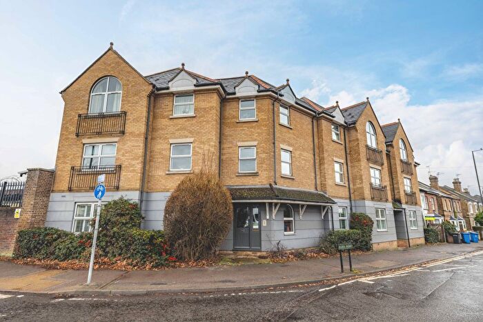 1 Bedroom Flat To Rent In Lord Raglan House, St Leonards Road, Windsor, SL4