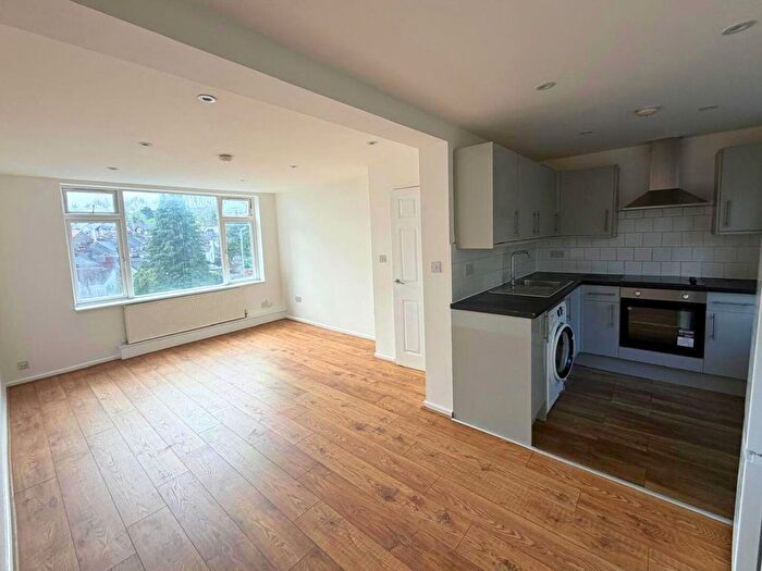 2 Bedroom Flat To Rent In Meyrick Court, Luton, LU1