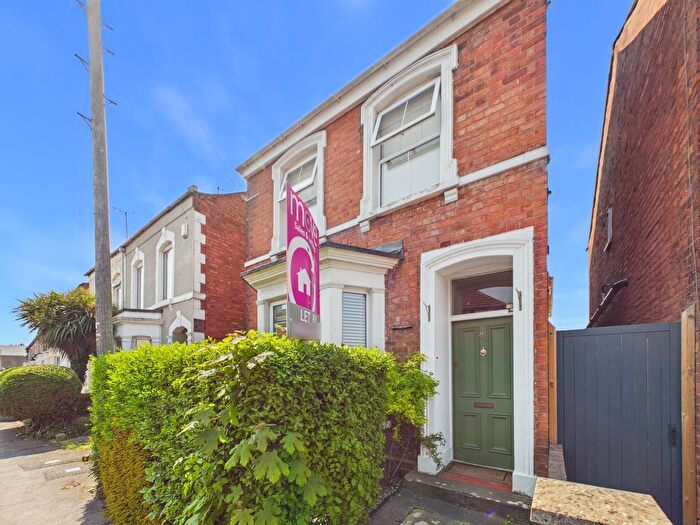 4 Bedroom Detached House For Sale In Oxford Road, Gloucester, GL1