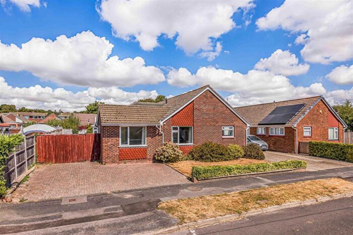 3 Bedroom Detached Bungalow For Sale In Birch Tree Drive, Emsworth, PO10