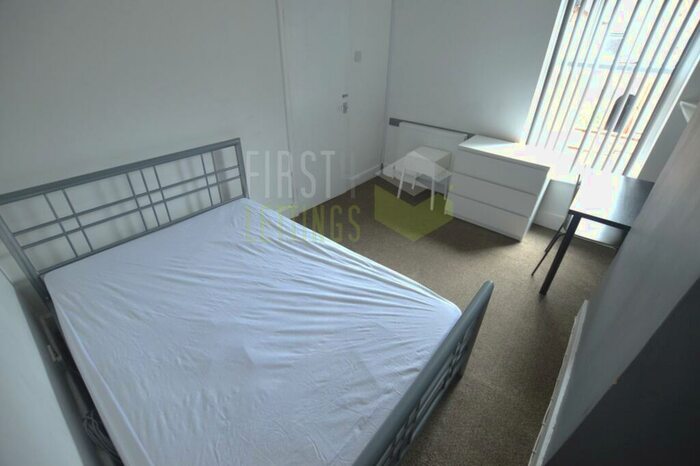 2 Bedroom Terraced House To Rent In Luther Street, Leicester, LE3