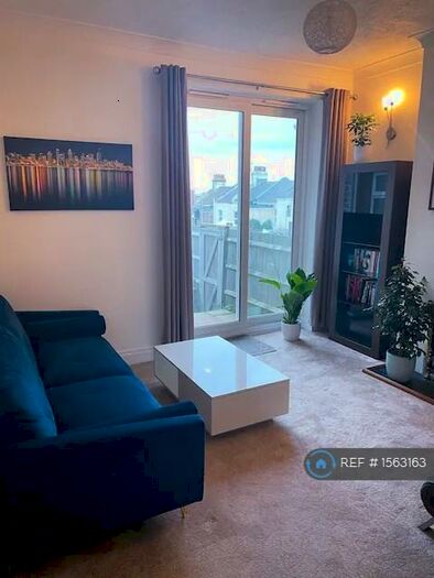 2 Bedroom Flat To Rent In Shanklin Road, Brighton, BN2