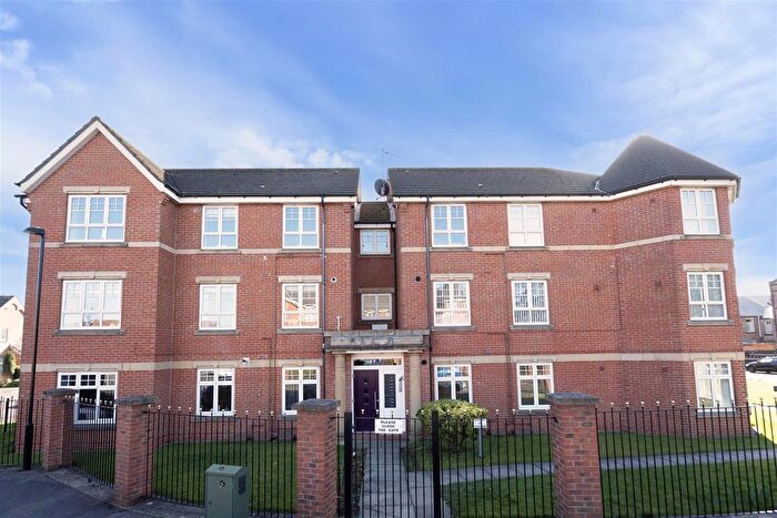 3 Bedroom Flat For Sale In Haswell Gardens, North Shields, NE30