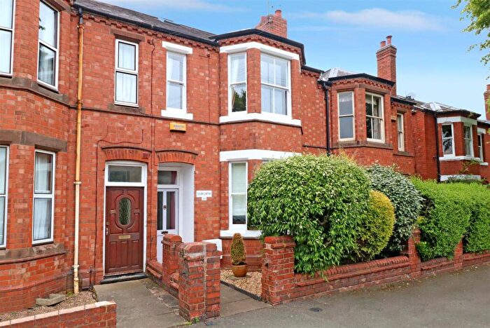 4 Bedroom End Of Terrace House For Sale In Priory Road, Kenilworth, CV8