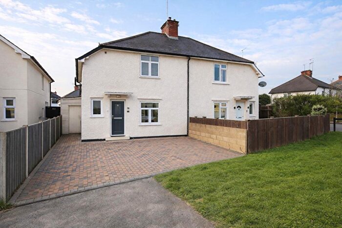 3 Bedroom Semi Detached House For Sale In Shenley Road, Borehamwood, WD6