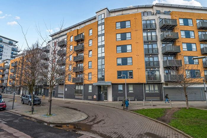 2 Bedroom Flat For Sale In Tarves Way, London, SE10