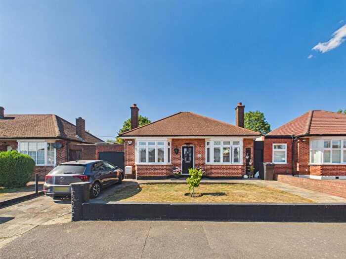 2 Bedroom Detached Bungalow For Sale In Willow Grove, Ruislip, HA4