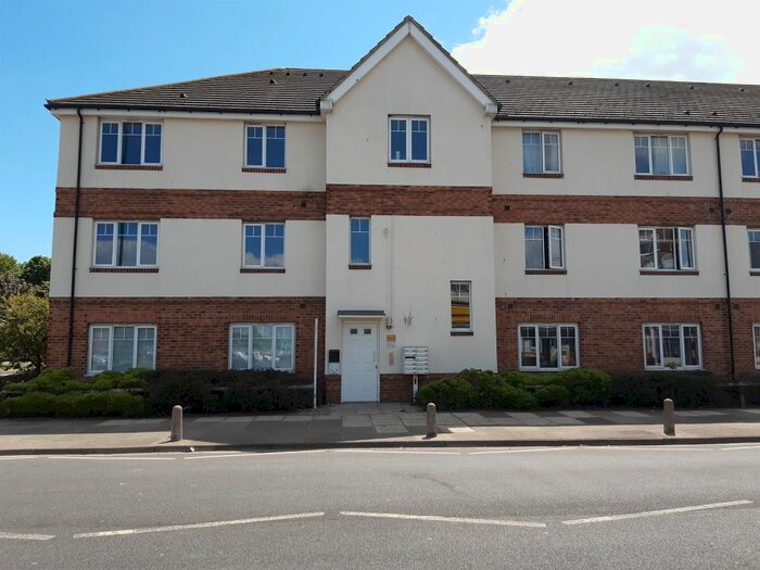 1 Bedroom Flat For Sale In Broadway West, Redcar TS10