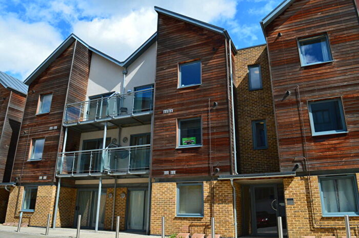 1 Bedroom Apartment For Sale In Quayside Drive, Colchester, CO2