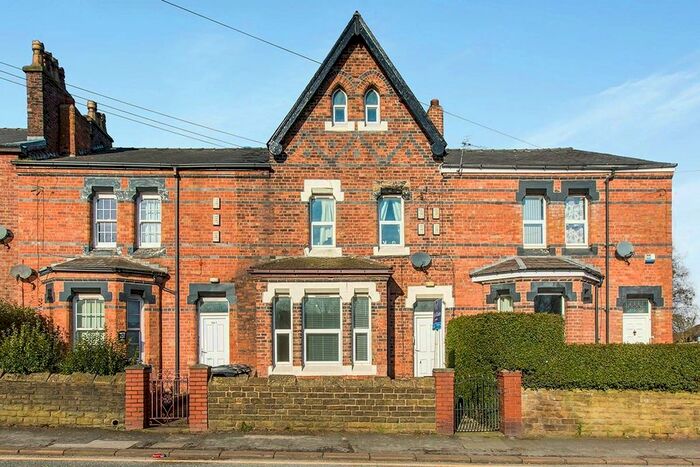 2 Bedroom Flat To Rent In Flat Billinge Road, Pemberton, Wigan, Lancashire, WN5